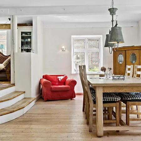 Σπίτι διακοπών Cozy In With Kitchen *