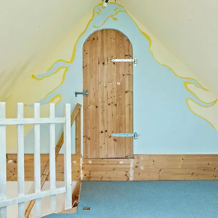 Cozy In With Kitchen *